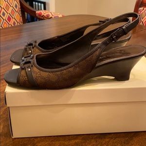 Etienne Aigner Slingbacks